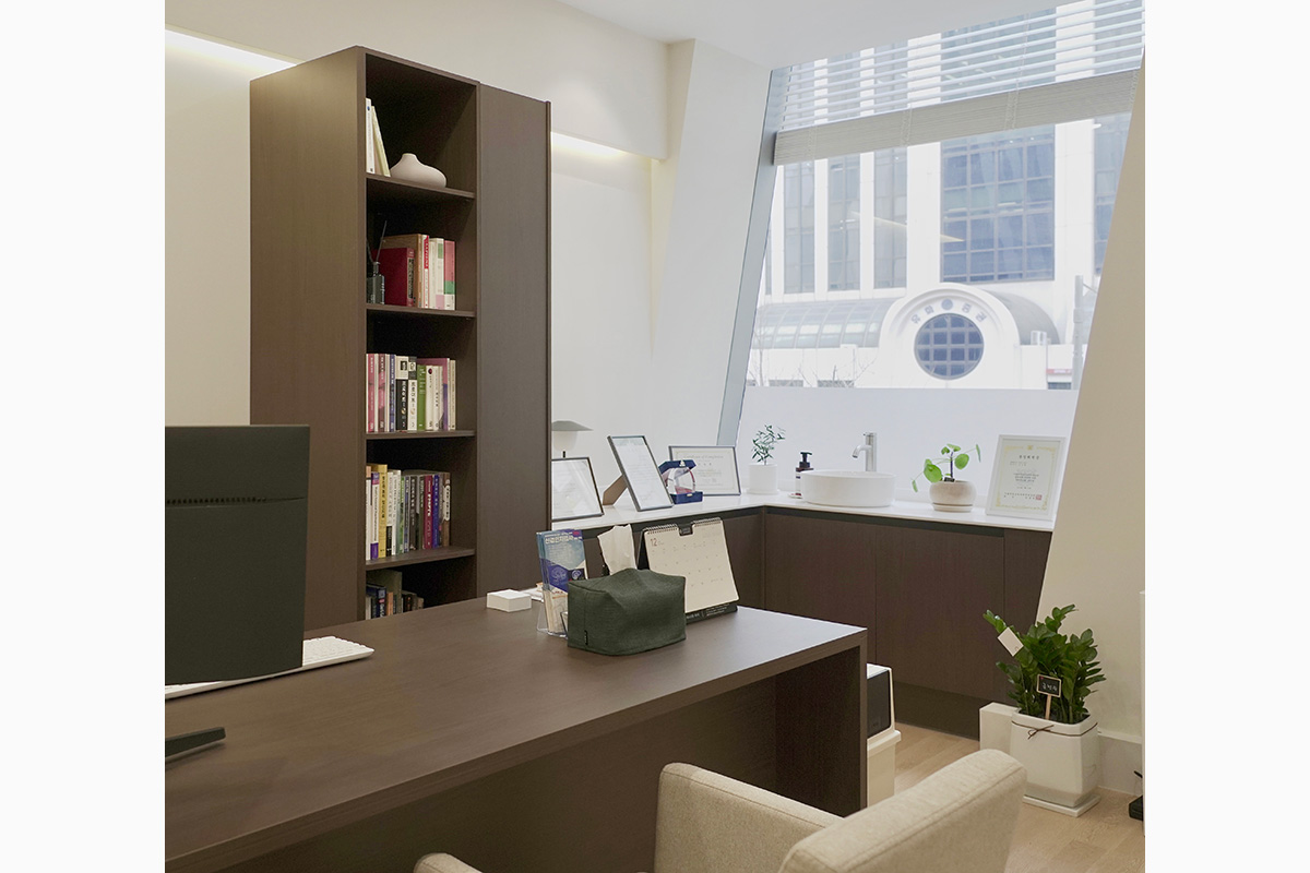 서울청안 정신건강의학과 내부 인테리어-6